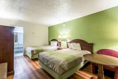 Image de 2 Pleasant Rooms for Passing Travelers w/ Breakfast & Easy I-95 Access