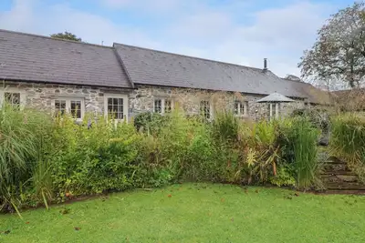 Image de St Dogwells Barn, family friendly, with hot tub in Wolfscastle