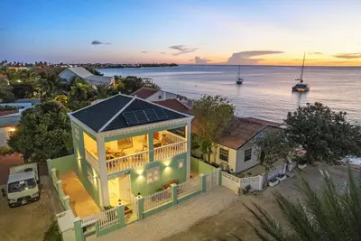 Image de Kas Chiki, Charming, Stylish Seaside escape, just steps from the Caribbean Sea