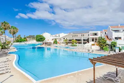 Image de Agréable appartement pour 4 personnes avec piscine, Wifi, Tv et terrasse