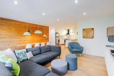 Image de Griz Inn Chic Condo - Mountain Views - Luxury Stay