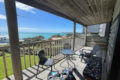 Image de Stanmore Bay Log Cabin - short walk to beach