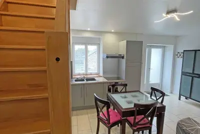 Image de Gîte lumineux rénové avec animaux acceptés, parking et Wifi en Suisse Normande