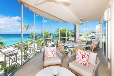 Image de Villa 25, Forth floor 3 bedroom, 3 bathroom, oceanfront, fully equipped.