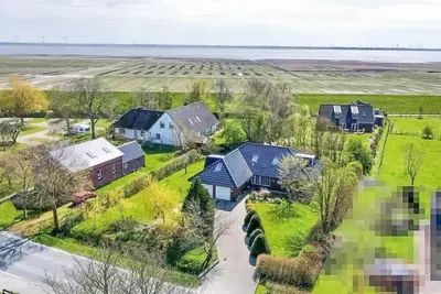 Image de Maison idéalement située sur la plage nord