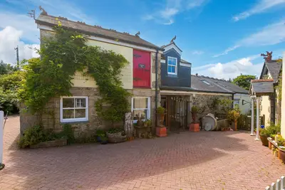 Image de Pilgrims Barn – Hayle – On-Site Parking – Courtyard Garden