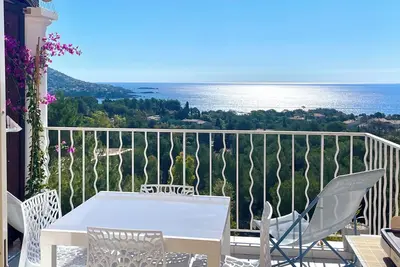 Image de Appartement Vue Mer Imprenable - Tout Confort dans un cadre exceptionnel