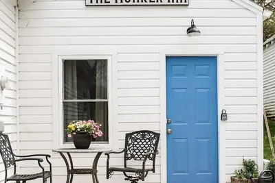 Image de The Hunker Inn- Charming apartment in a historic building in Sinks Grove