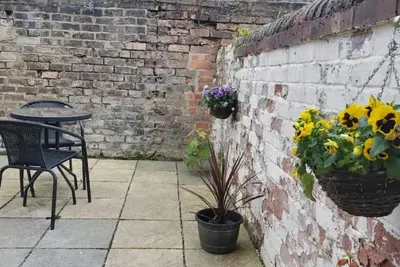 Image de Cosy 2 bed home on the outskirts of Liverpool with great links to the City