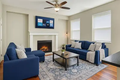 Image de Downtown Sq: Stadium, Casino, Rock Hall, Clinic