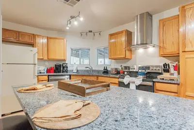 Image de Serene Sedona Retreat / Hiking / Biking & Red Rock Fun / Wineries