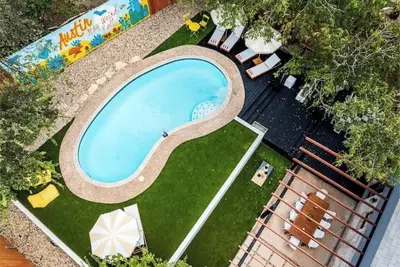 Image de Pool/Game Room/FirePit/Grill/Mins to SoCo & Dt