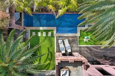 Image de Luxe Thirroul Resort Home, Pool, Spa, Home Theater Room Sleeps 12