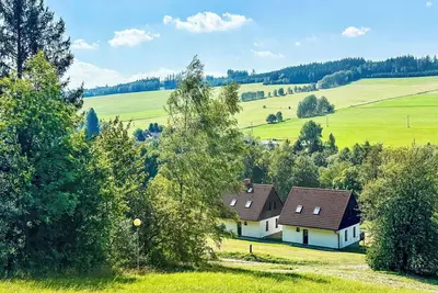 Image de Magnifique maison de vacances privée avec piscine, Wifi, Tv, patio, animaux admis, vue panoramique