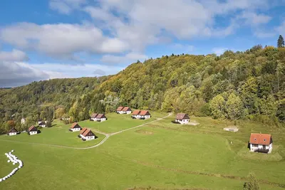 Image de Maison de vacances privée avec Wifi, piscine, Tv, patio, animaux admis, vue panoramique