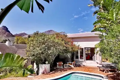 Image de Zora's Paradise Loft Studio with a pool just for you