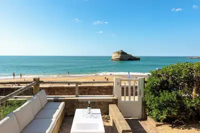 Aroha • Apt avec terrasse et vue mer à Biarritz
