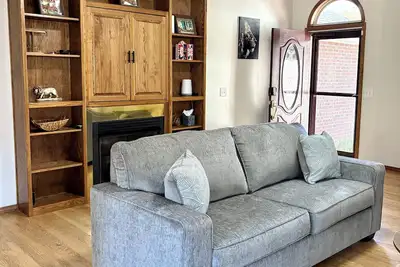 Image de Charming and spacious 3-bedroom house in Sw Springfield - Pet Friendly!