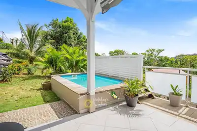 Image de Charmant Bungalow piscine privative