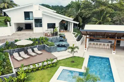 Image de Casa TURRÚ Charming 3 bedroom home special for reconnecting  nature and family.