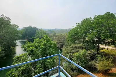Image de Charming studio with views of the Mopan River in peaceful Bullet Tree Falls
