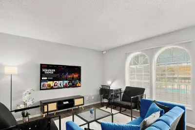 Image de Cozy & Central ~ Ut/Moody ~ Pool ~ Parking ~ WiFi