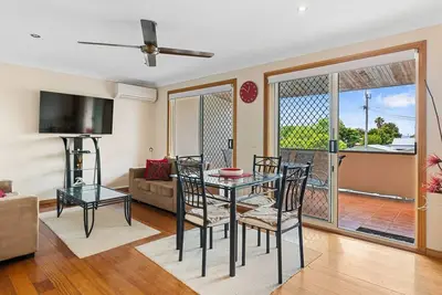 Image de 2 at 8-10 Forrest Avenue