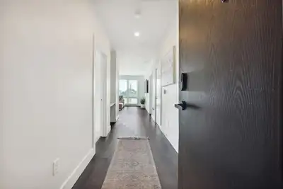 Image de Contemporary 2-bedroom apartment in fabulous Atlanta. Located in west midtown. .