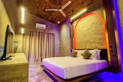 Image de Glamorous Designer Pool Villa in eco village one bedroom