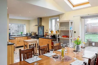 Image de Lime Tree House - Short Drive to Sandbanks Beach