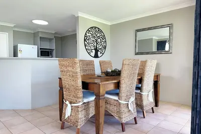 Image de Waterfront Resort | Sleeps 6 | Pool | Wifi