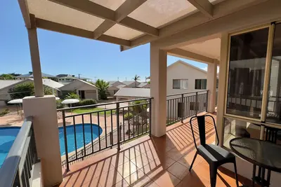 Image de Waterfront | Sleeps 4 | Resort Pool