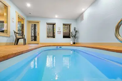 Image de Wears Valley Close to Pigeon Forge*Private Pool*Game Room