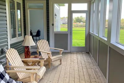 Image de Spacious 3 Bdrm Retreat | Muskoka Room & Fireplace