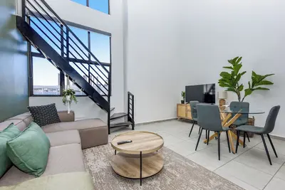 Image de 2 Bed Penthouse | Pool and Gym