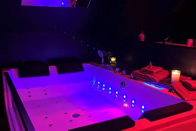 La Sainteny Touch - Erotic Room