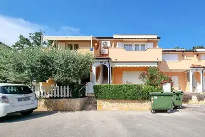 Image de À seulement 70 mètres de la mer Adriatique cristalline avec balcon privé