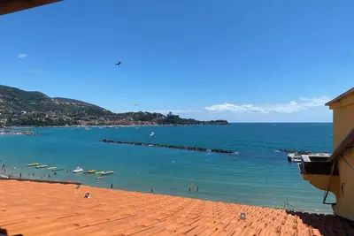 Image de A Step Away From The Sea - Seaview