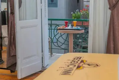 Image de premium hotel in the delightful downtown Cairo, with a direct city view, Ac Wifi