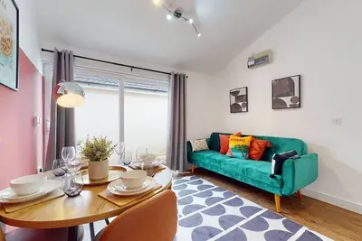 Image de Cosy Cardiff Apartment and Patio