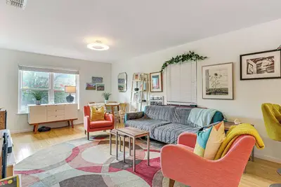 Image de 4 Mi to Dtwn Austin: Home w/ Large Fenced Yard!