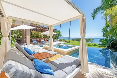 Image de Beachfront Enchanting Villa in Punta Mita!