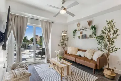 Image de Dt Slc | Gym | Parking | Fire Pit | Walk Score 90