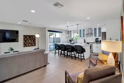 Image de This house is a 3 bedroom(s), 2 bathrooms, located in Phoenix, Az.