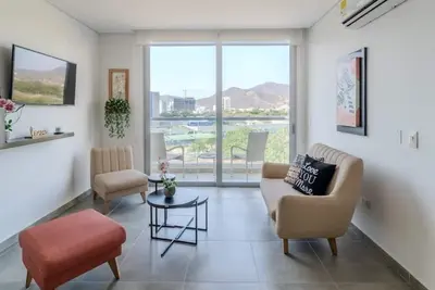 Image de Beautiful apartment in Salguero Suites 2 minutes away from the beach, family friendly