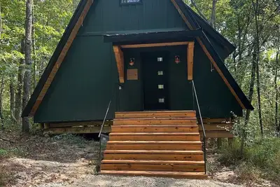 Image de Hickory Hollow-Cabine-Salle de bain privée séparée
