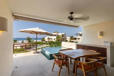 Image de Marea Beachfront Villa B8