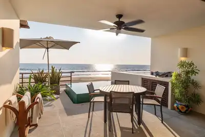 Image de Marea Beachfront Villa E23