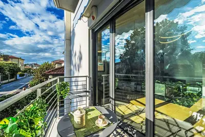 Image de Joli appartement pour 6 personnes avec climatisation, Tv et patio