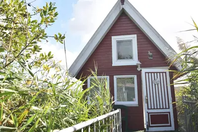 Image de Striking Holiday Home in Sternberg With Jetty